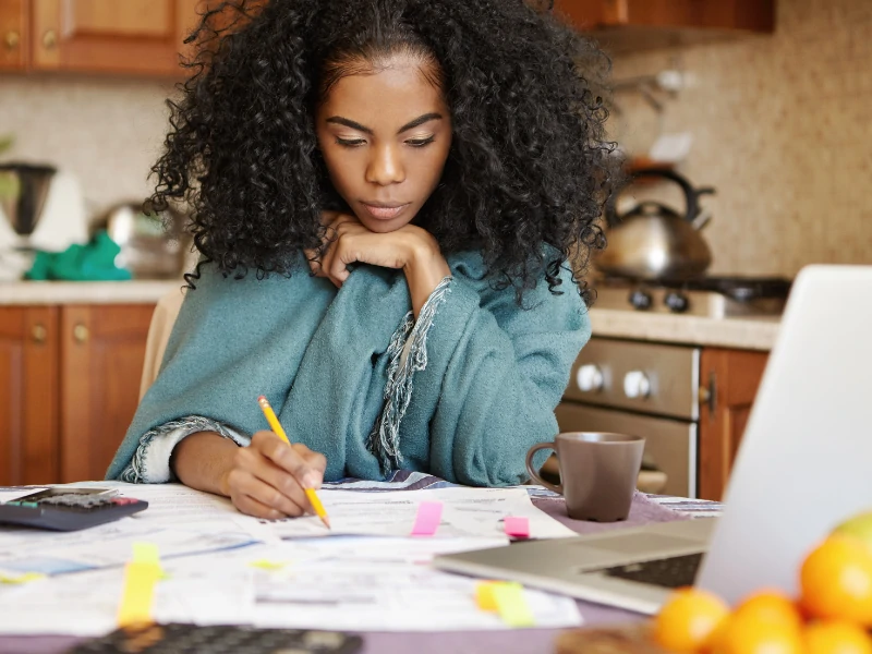 EMPONDERAMENTO FEMININO É LITERACIA FINANCEIRA